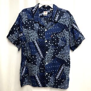 Levi’s Mens Medium Blue Paisley Bandana Patchwork Print Button Up Relaxed Shirt